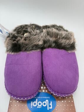 Women's XL 11-12 Purple Furry Floopi Slippers clogs Indoor Outdoor Memory Foam